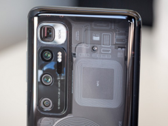 Улучшенный Xiaomi Mi10 с прокачанной акустикой на качественных фото
